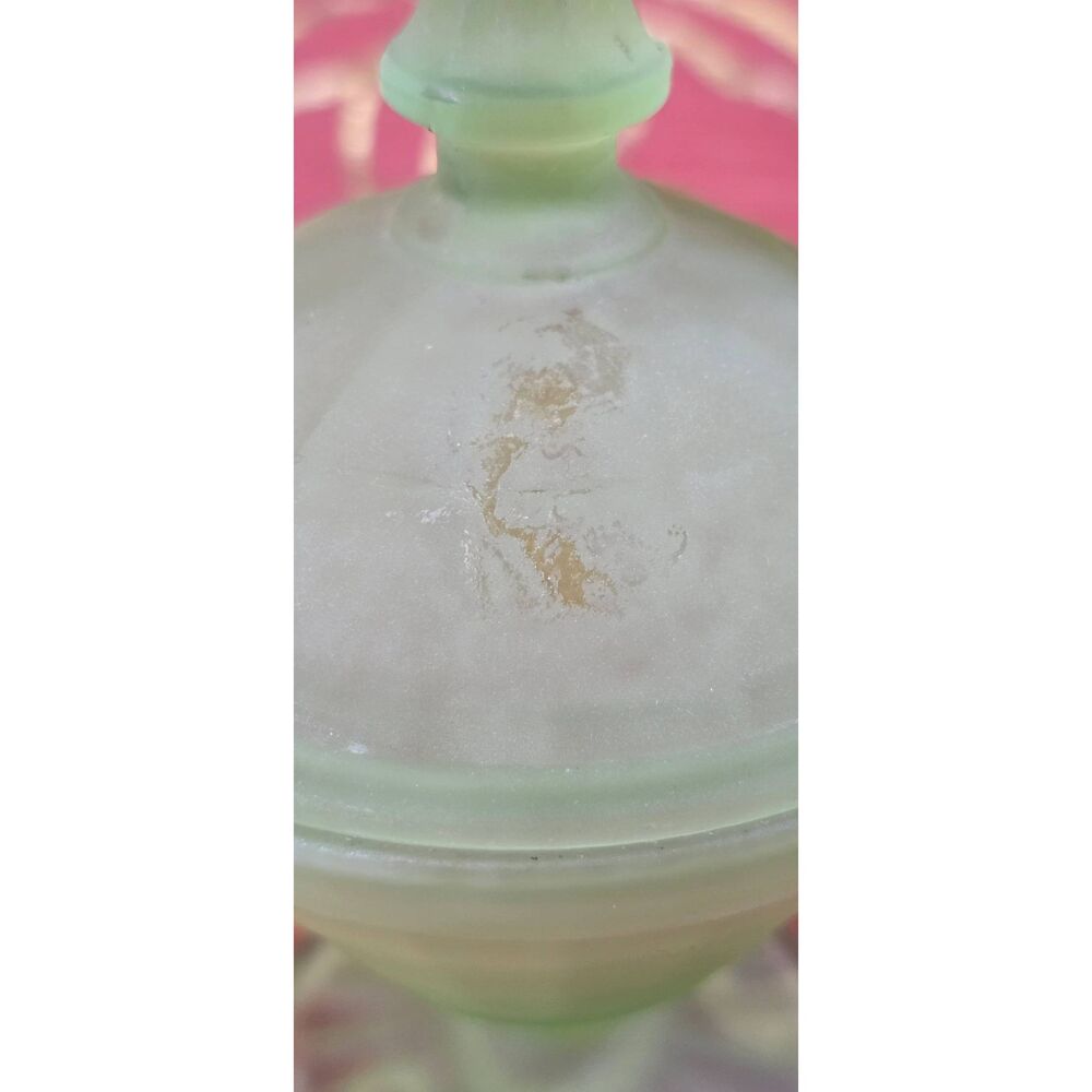 Frosted Green Uranium Lidded Powder Jar - Picture 9 of 13